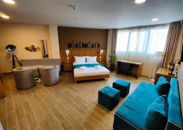 La Place Suites - La Place De La Gare