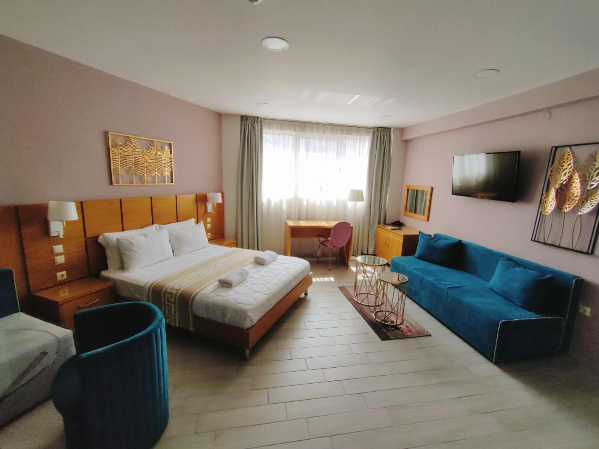 La Place De La Gare - New Subway Station Apartment *